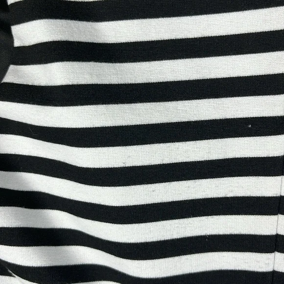 Express Striped Fit and Flare Dress
Size: Medium - Picture 5 of 7